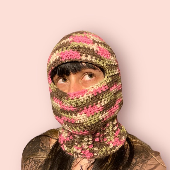 Crochet handmade ski mask - Picture 6 of 6